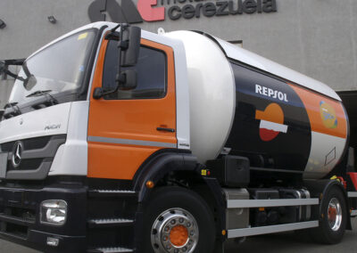 Autocisterna 2 ejes fija para el transporte y distribución de GLP