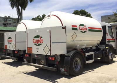 Autocisterna 2 ejes fija para el transporte y distribución de GLP